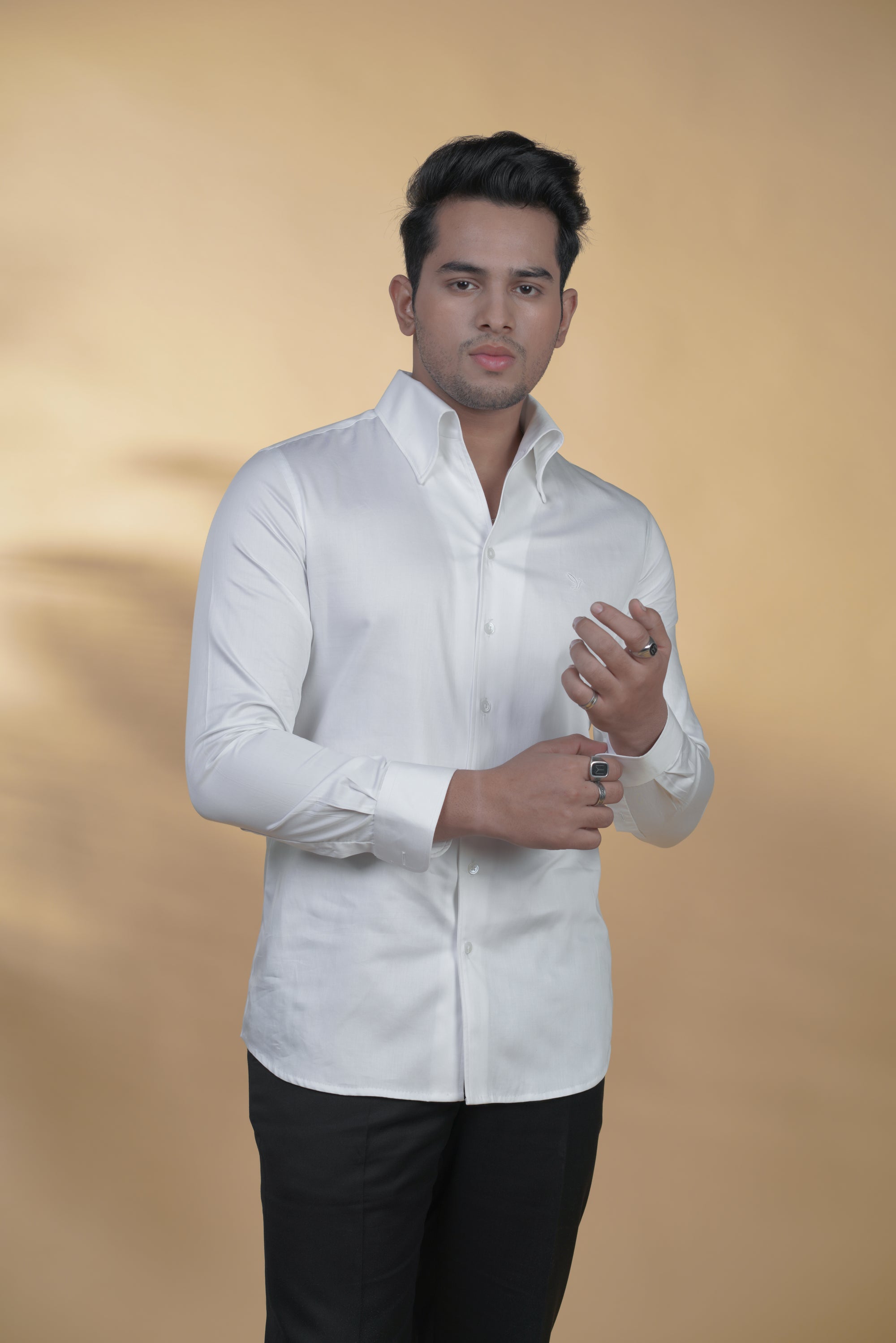 One-Piece Collar White Classic Shirt in Luxury Cotton