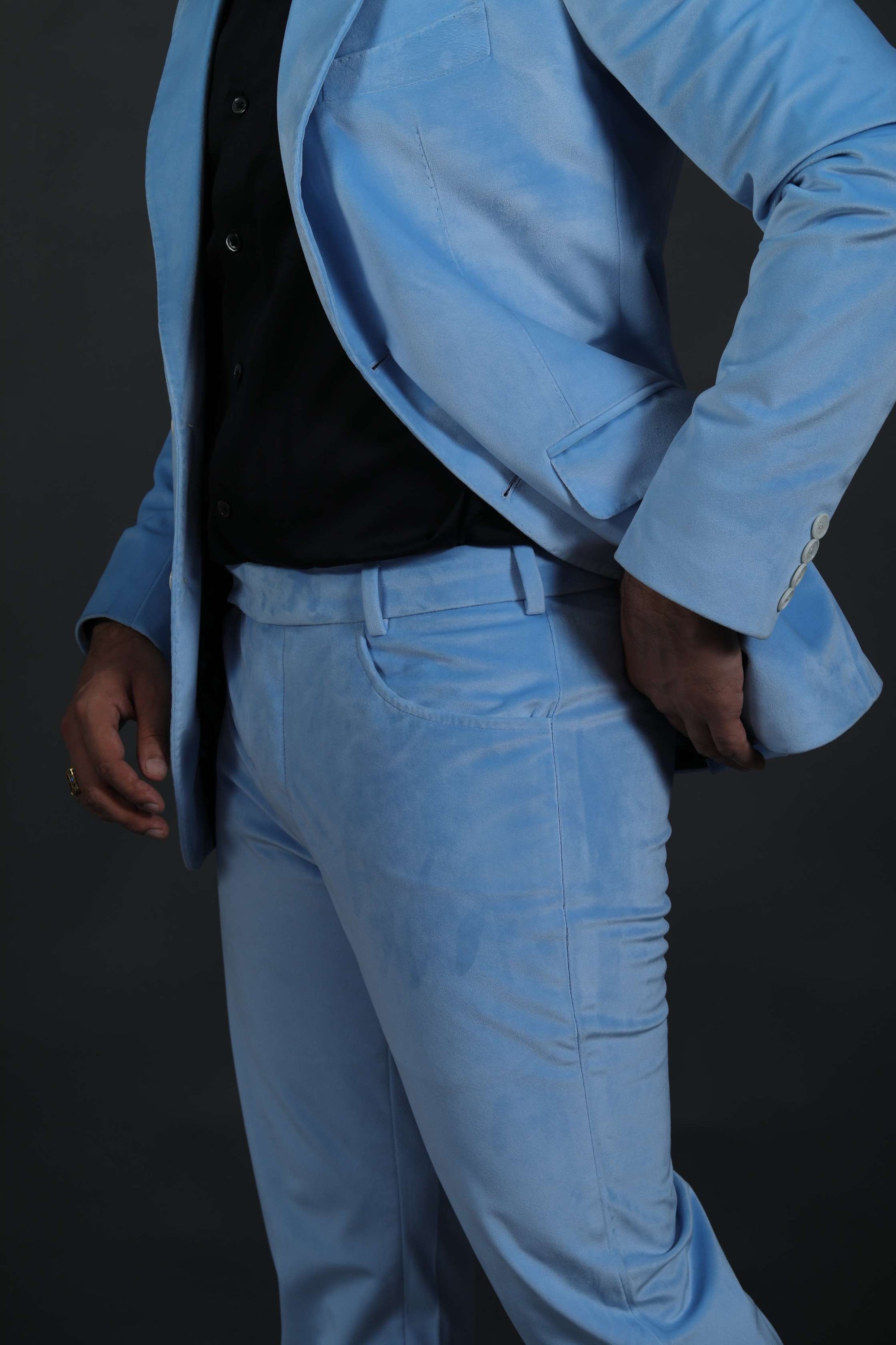 Blue Velvet 2-Piece Suit