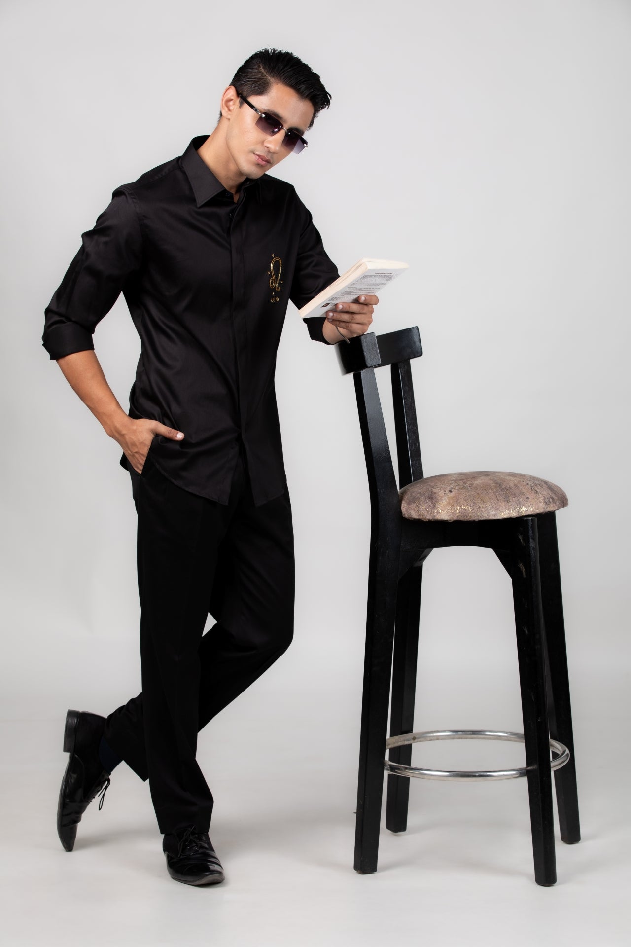 Leo Shirt (July 23 - August 22) - Hand Embroidered Black