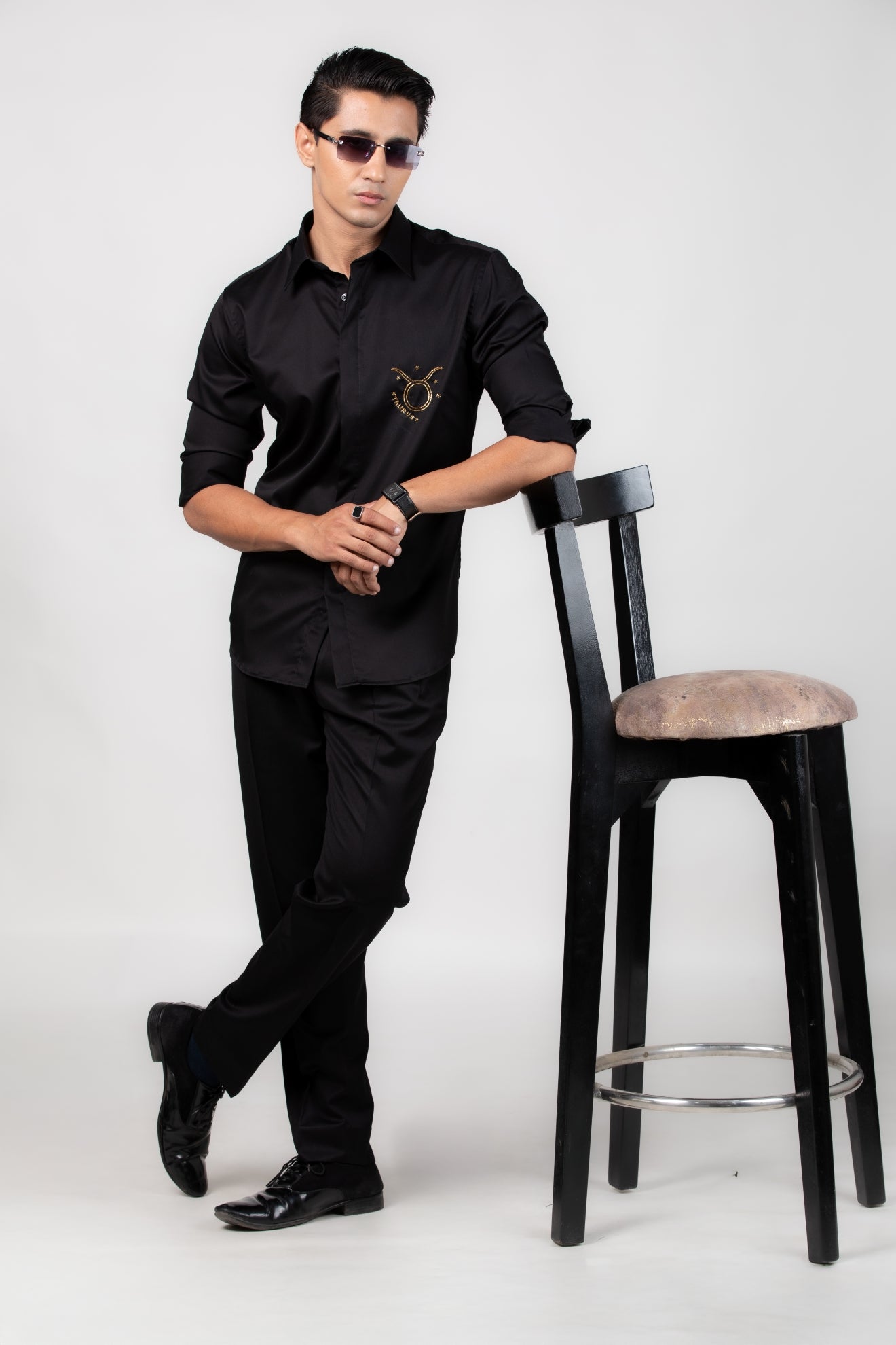 Taurus Shirt (Apr 20 - May 20) - Hand Embroidered Black