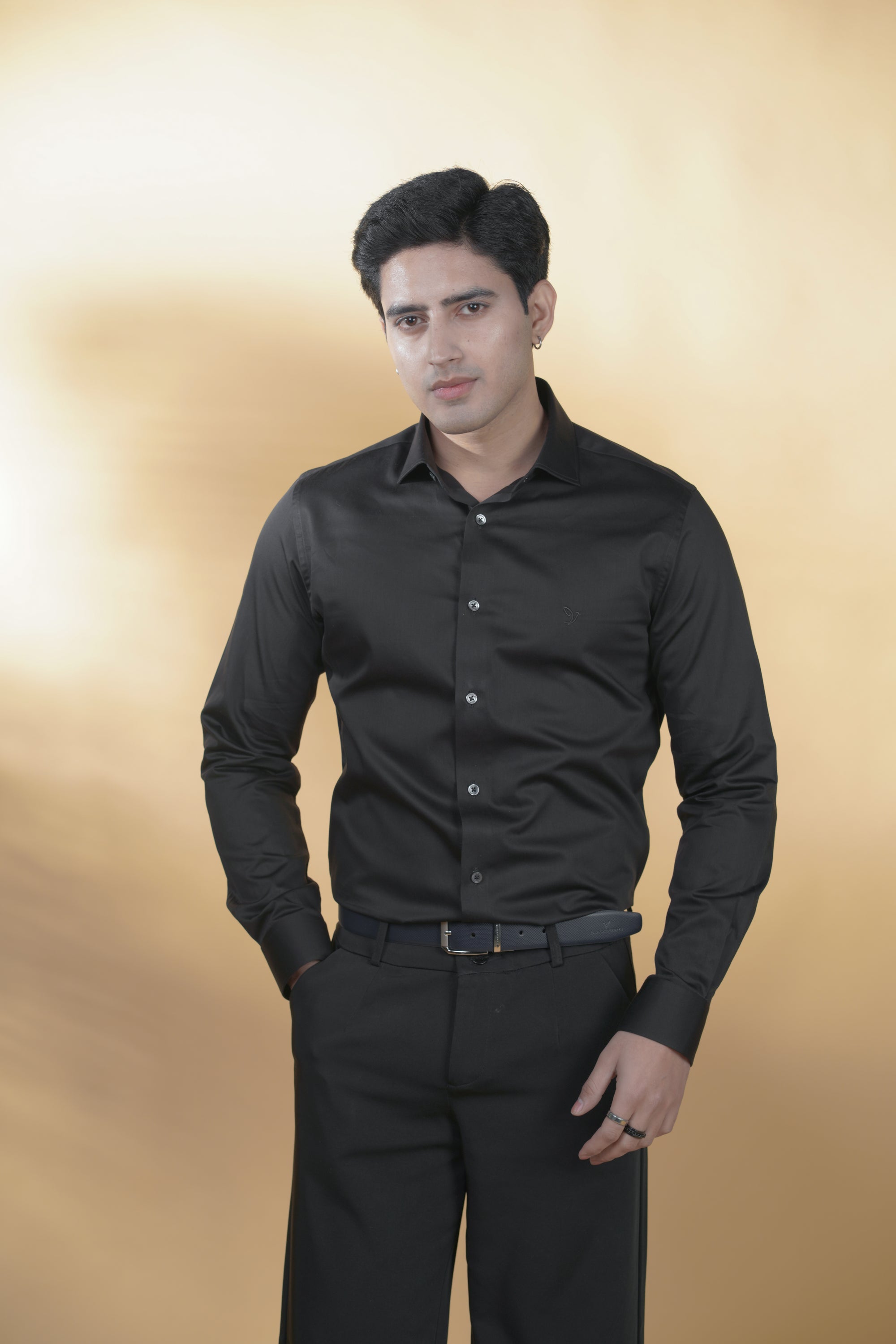 Black Classic Shirt in Luxury Cotton