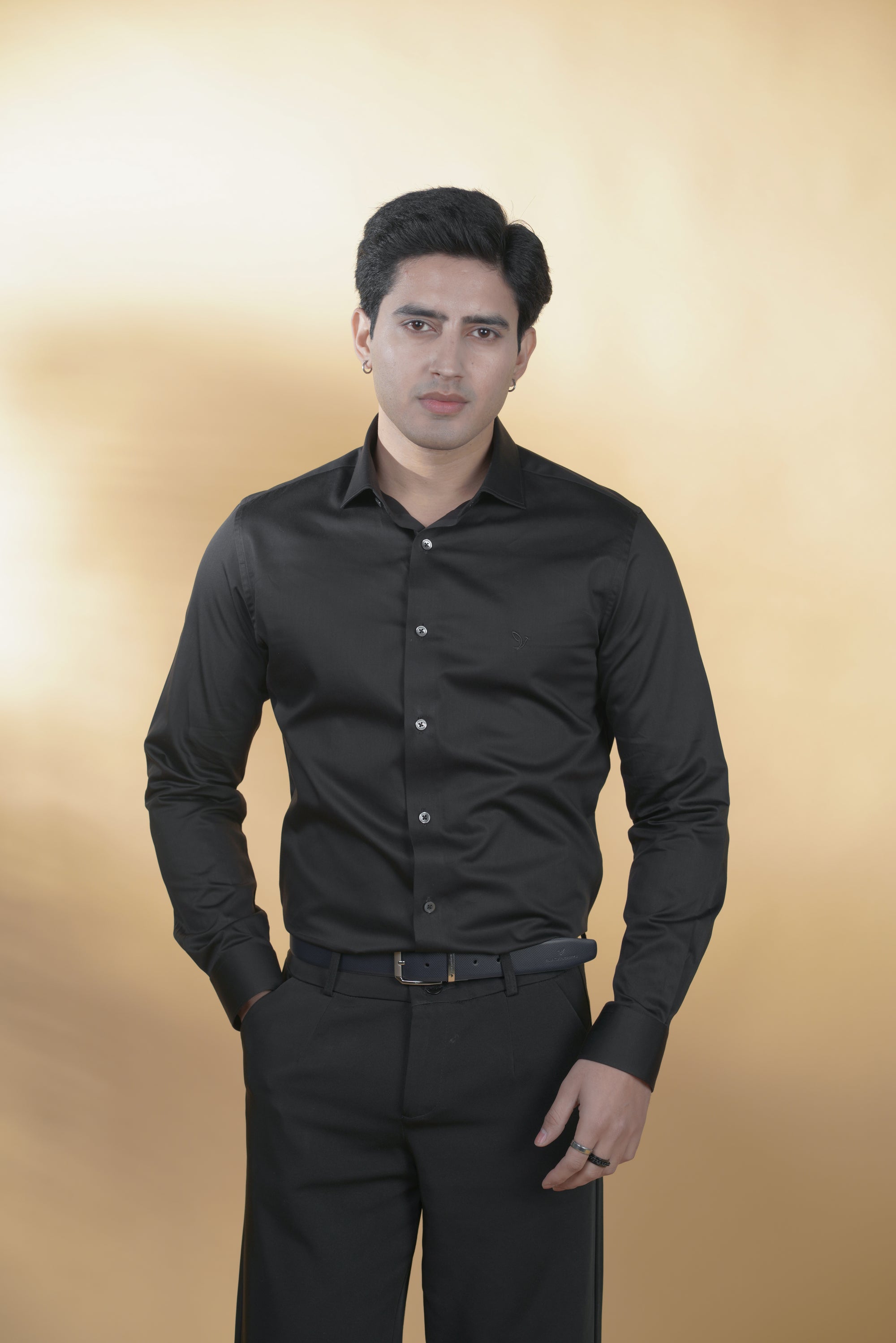 Black Classic Shirt in Luxury Cotton