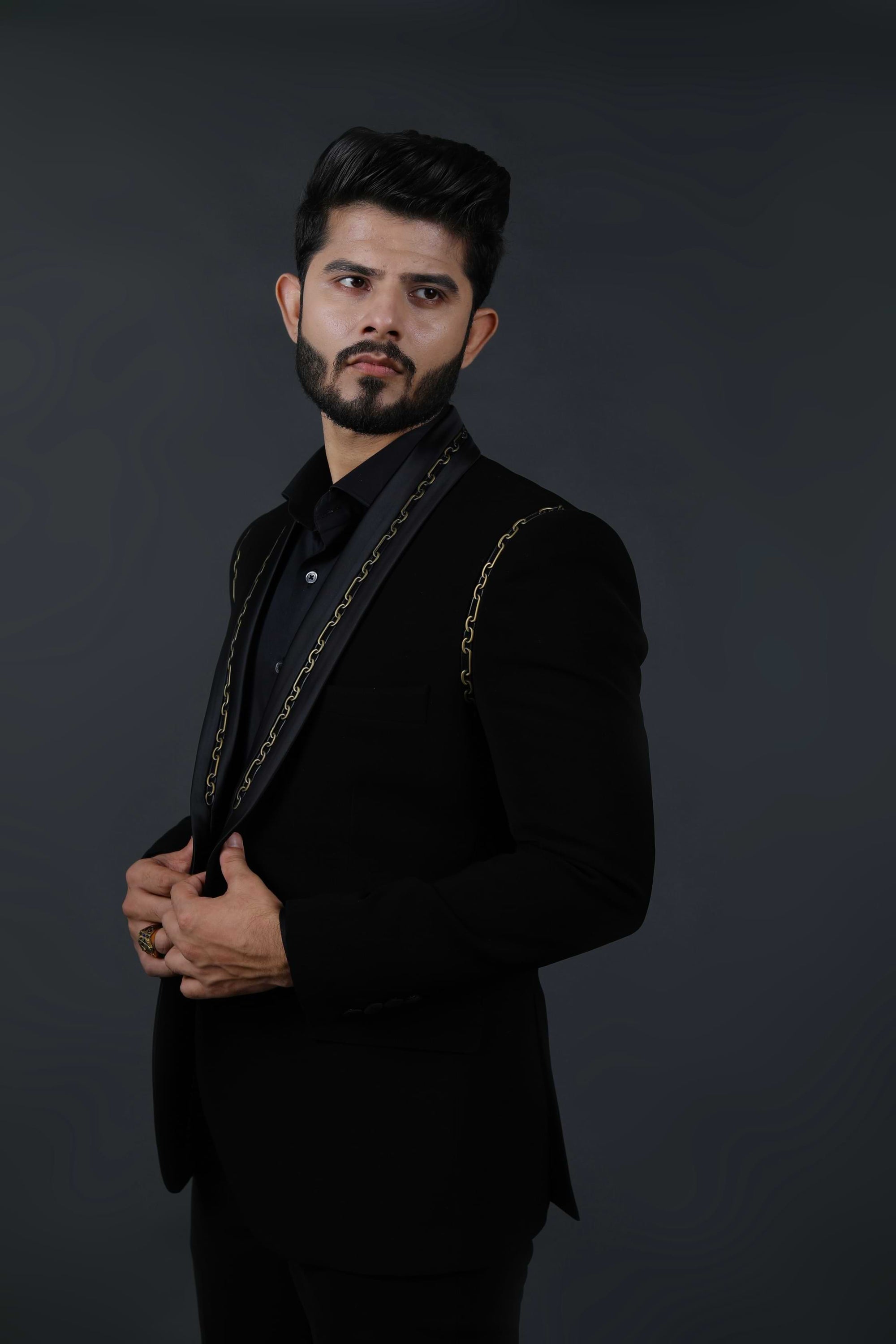 Concept Chain Black Tuxedo Suit