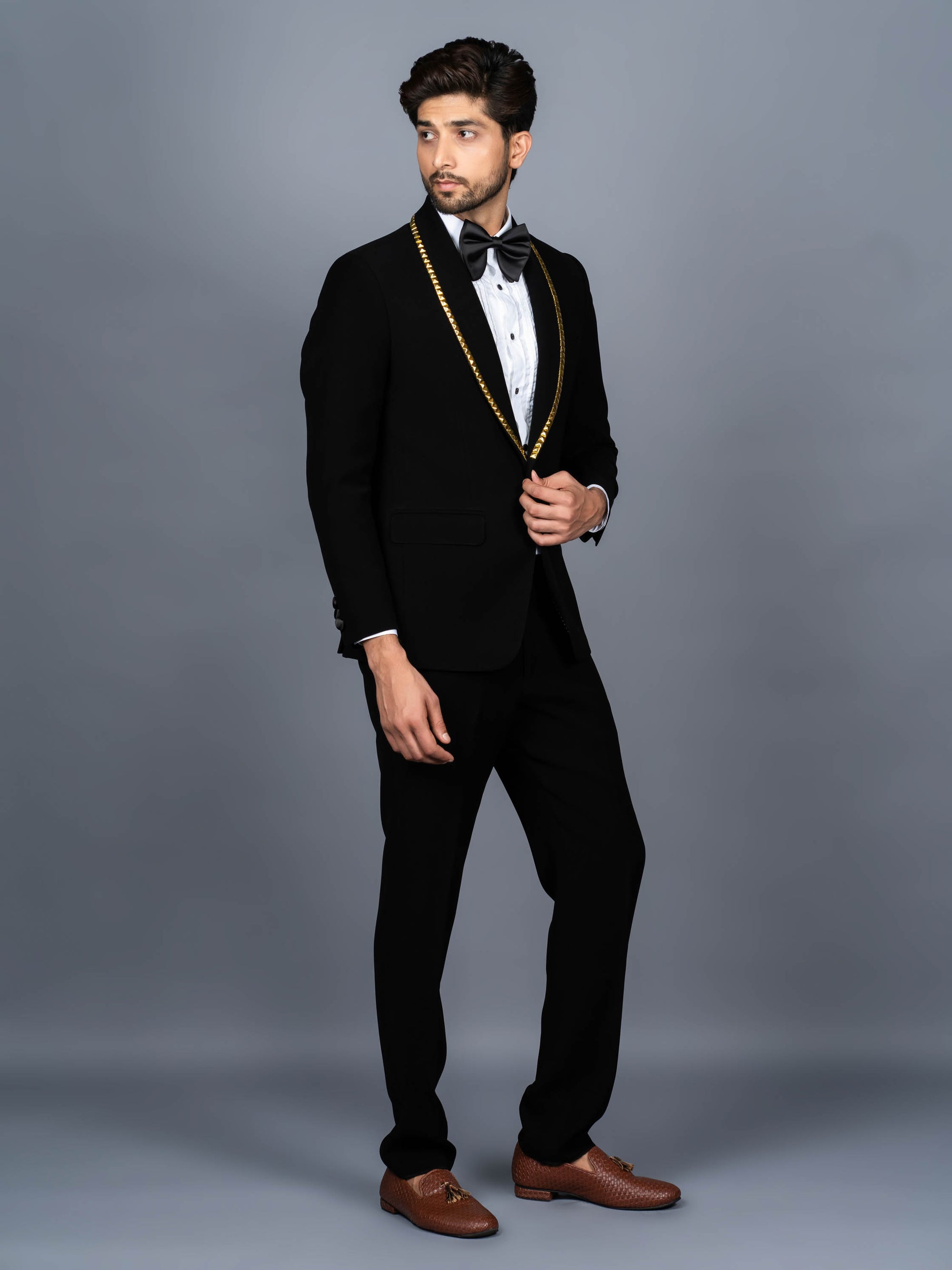 Concept Golden Metal Black Tuxedo Suit