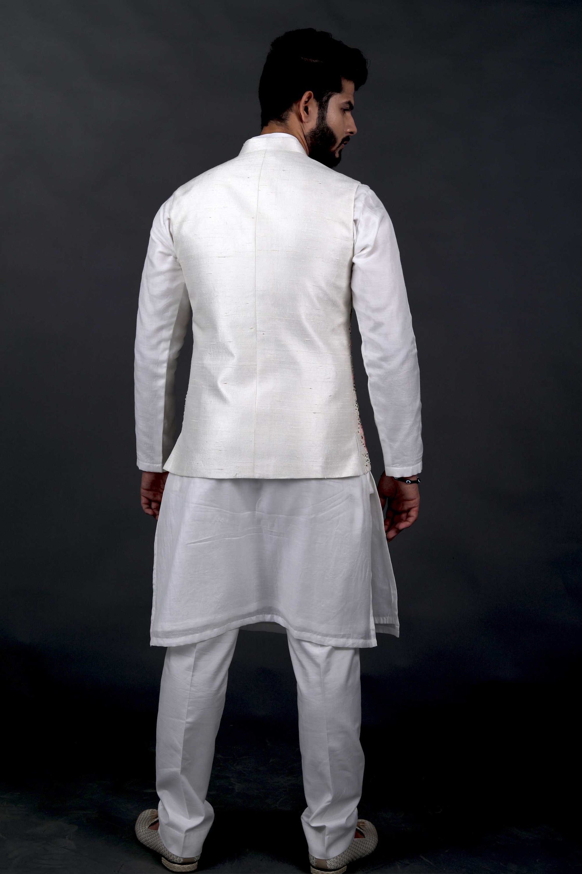 Hand Embroidered Bundi Jacket
