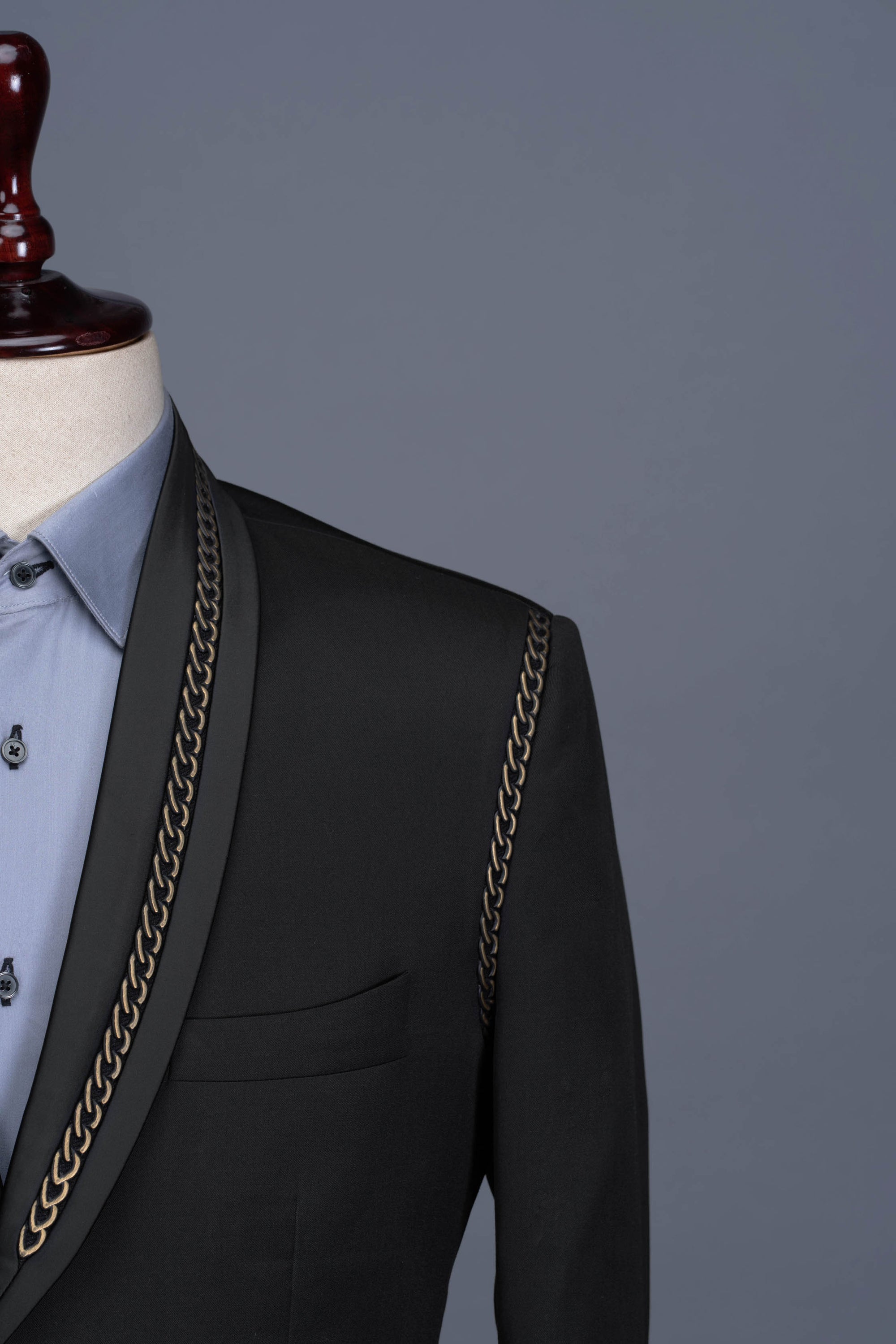 Concept Golden Chain Black Tuxedo Suit