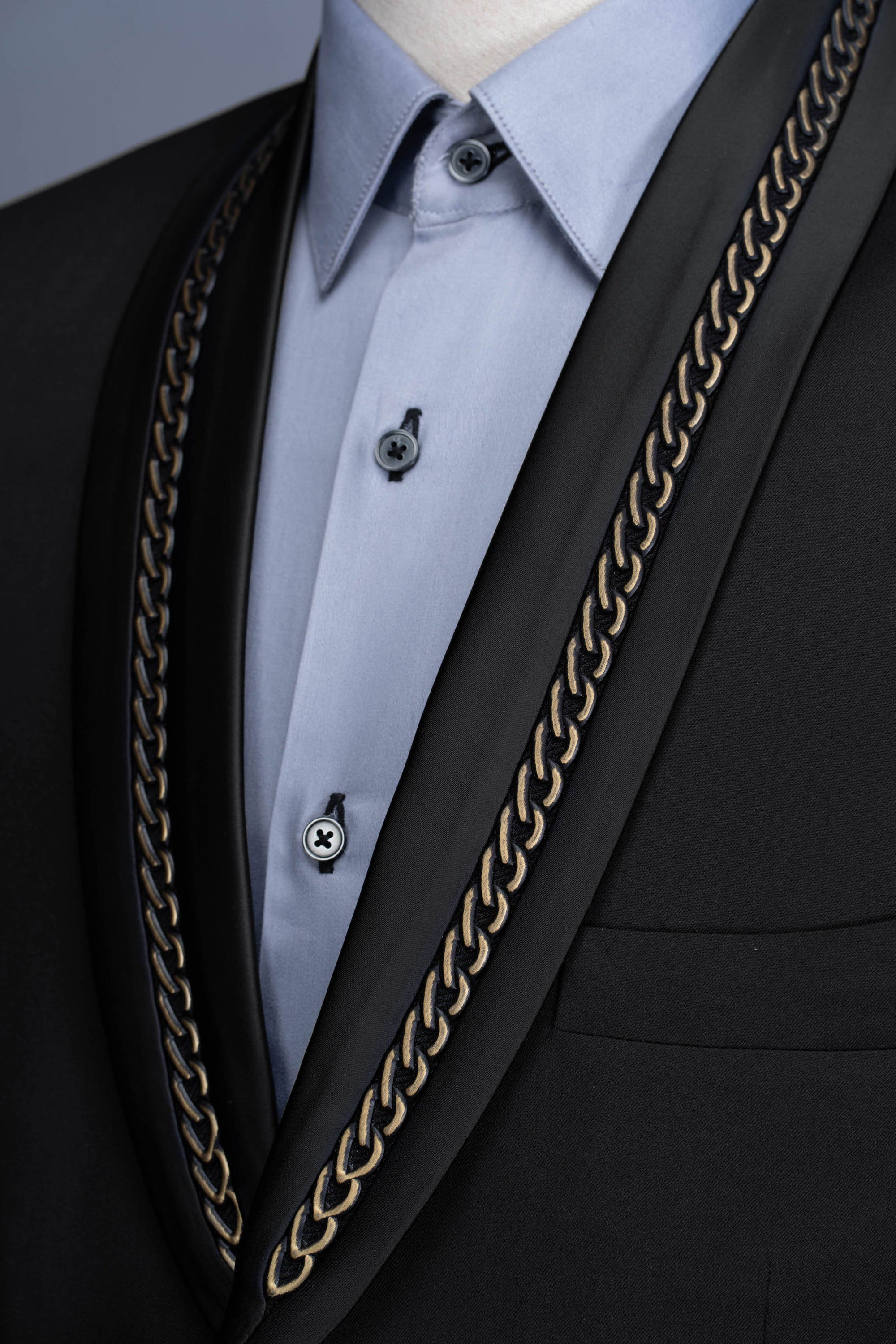 Concept Golden Chain Black Tuxedo Suit
